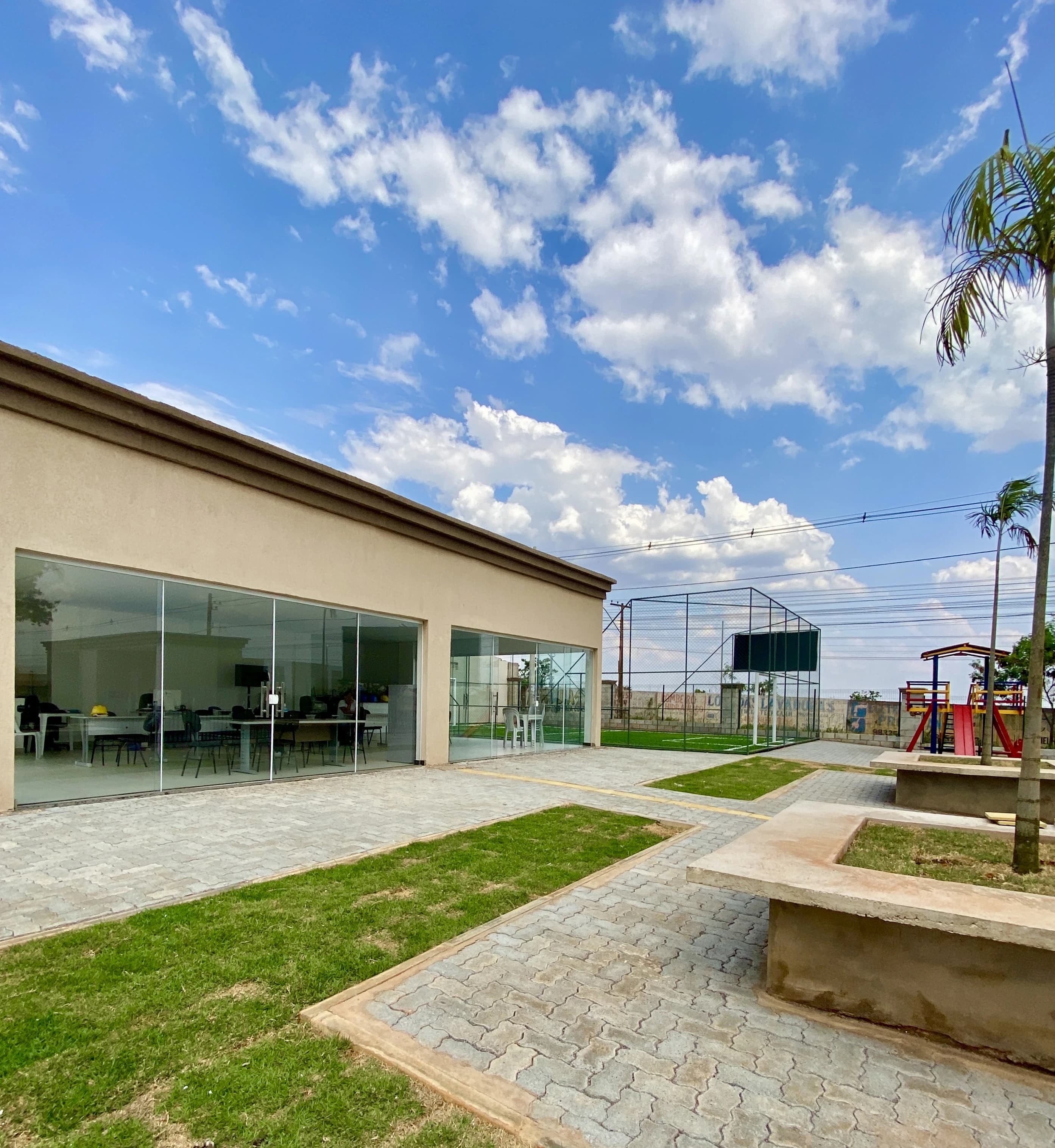 Gran Acrópolis IV — fachada